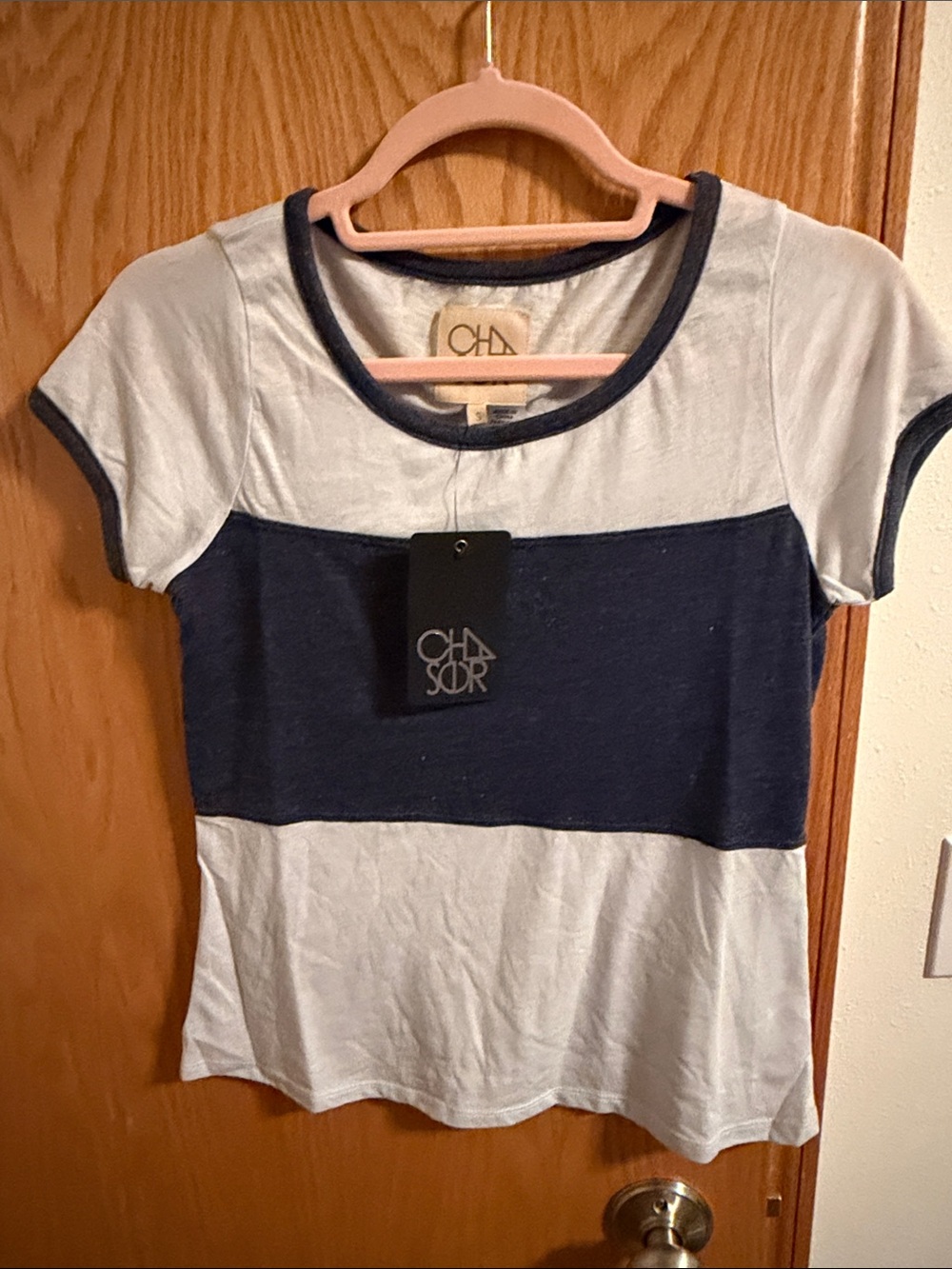 🫶🏼5 for $45!!🫶🏼Chaser Navy and Light Blue Colorblock Short Sleeve Tee
